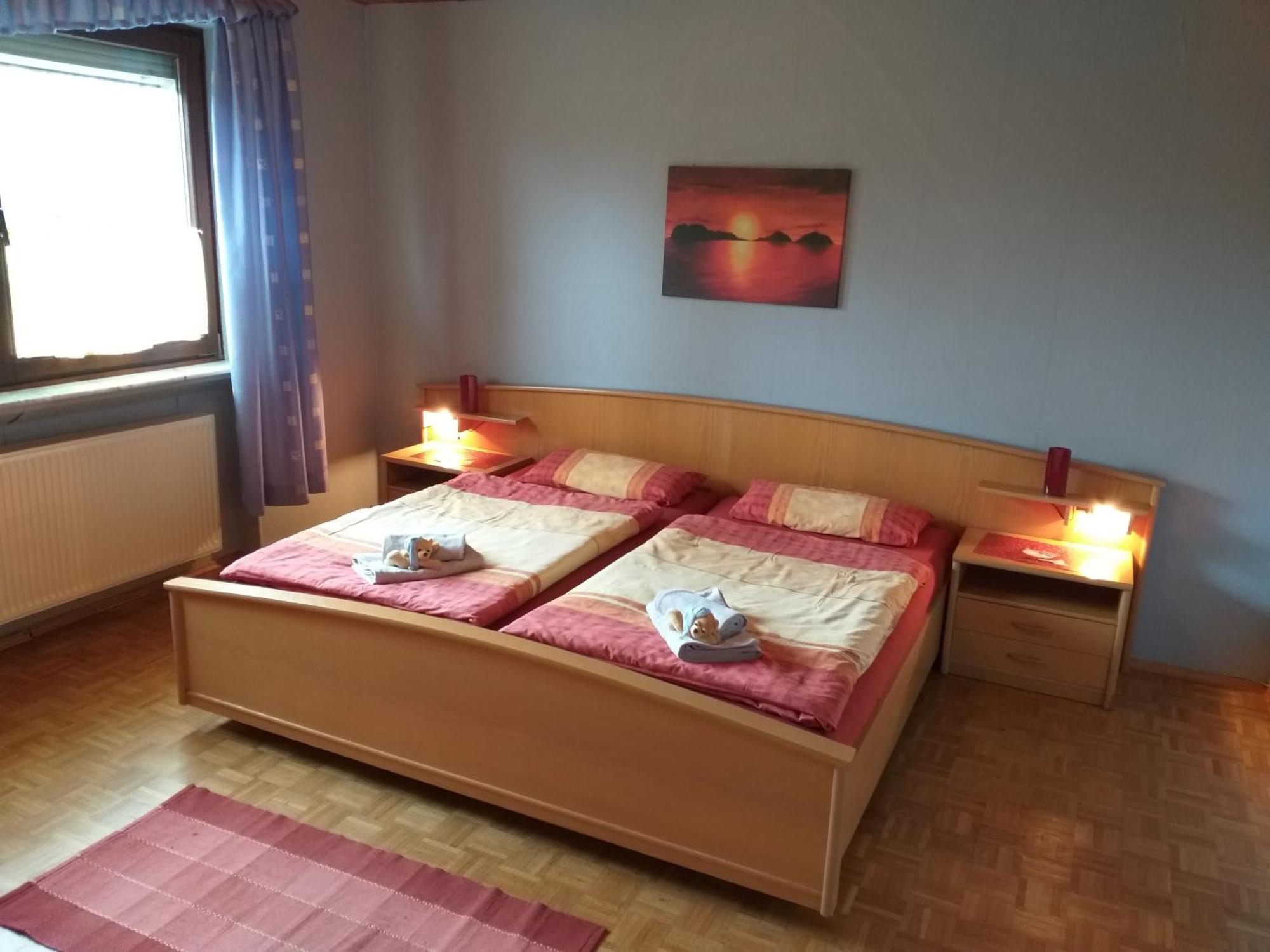 Apartment Zwei Schlafzimmer- Betten In Komforthoehe Baumholder Esterno foto
